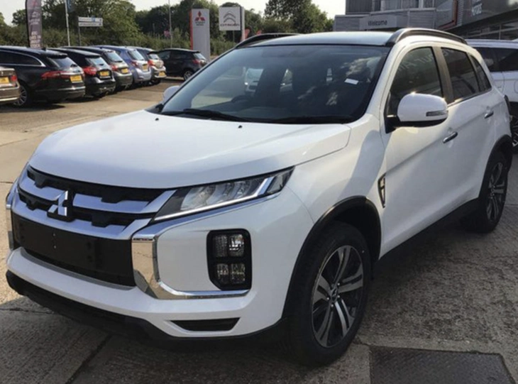 三菱劲炫asx实拍图曝光定位紧凑型suv