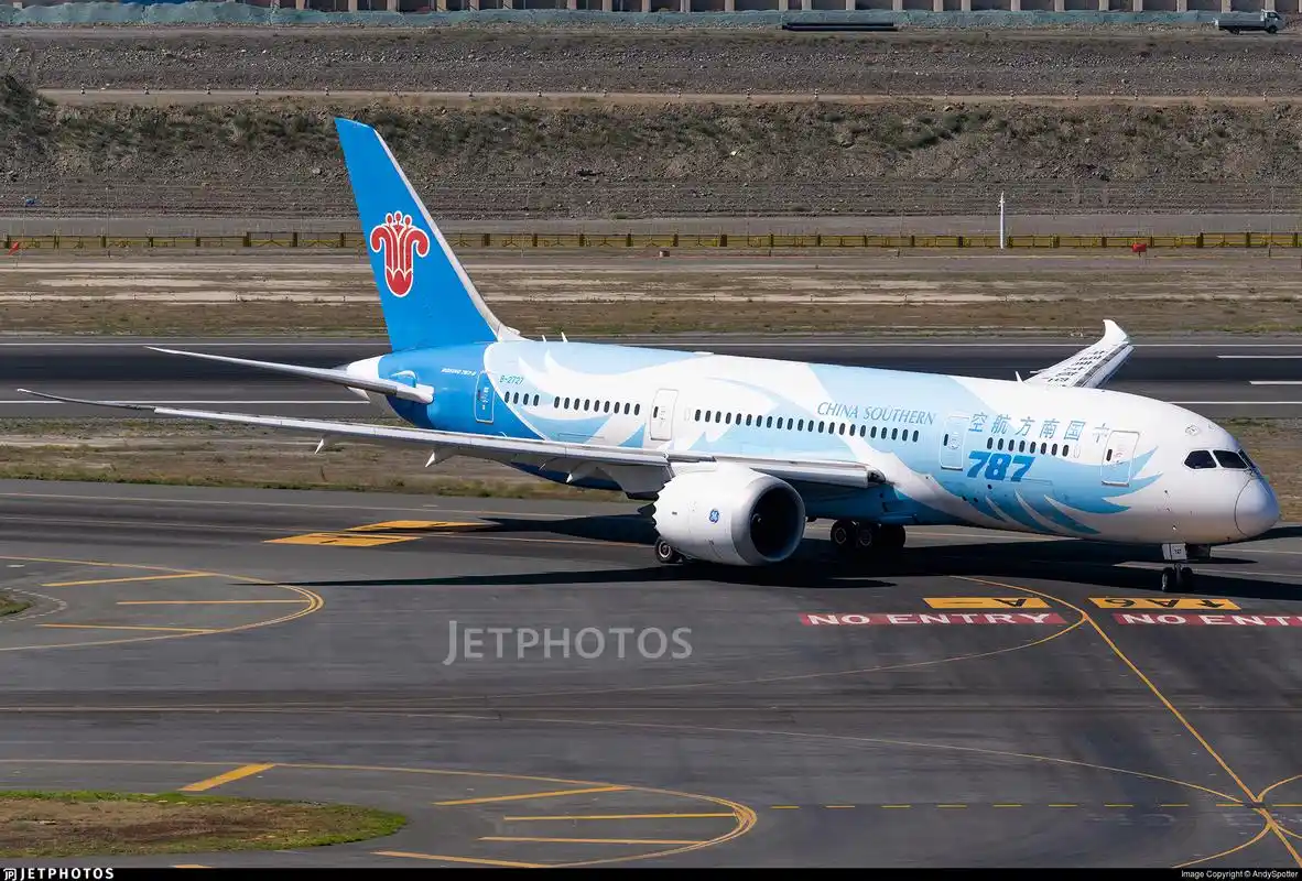 图片欣赏:南方航空的梦想飞机波音787