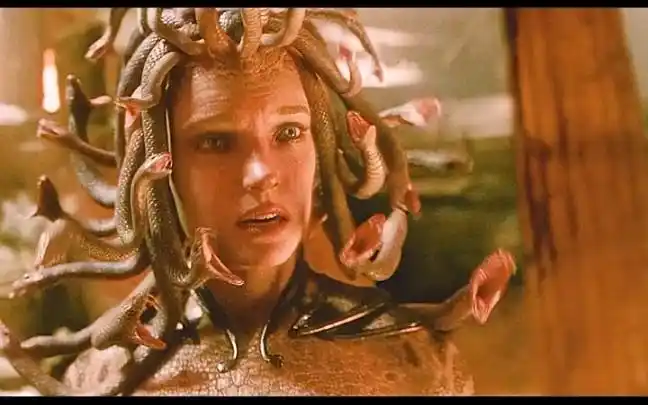 美杜莎:我招谁惹谁了,你们却闯我家园取我首级 #诸神之战