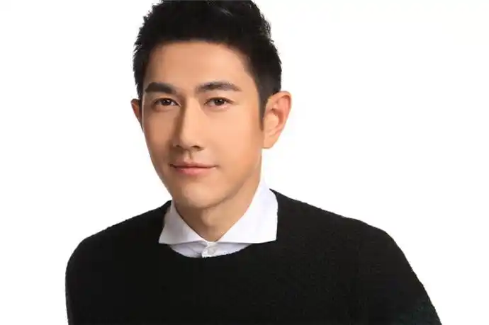 何明翰老婆个人资料 她和张澎澎是什么关系_551资讯网