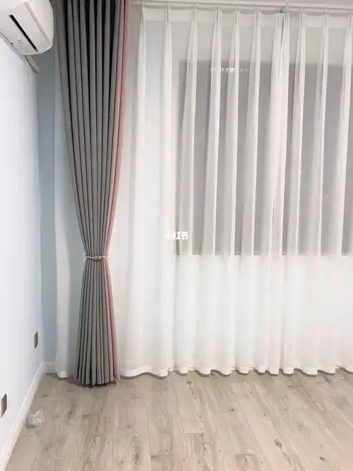 窗帘灰配粉效果图