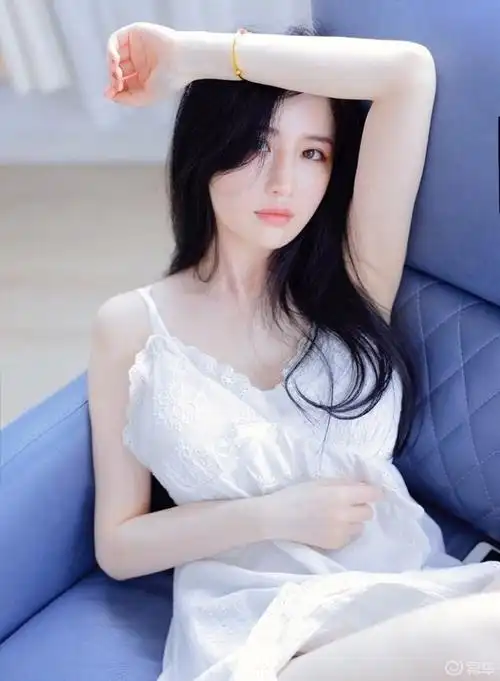 夏日女神后来引申为善良纯洁高素质气质脱俗以及容貌美的女性