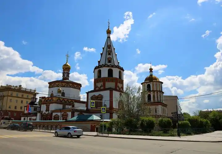 主显荣大教堂,始建于16世纪,是伊尔库茨克第二古老的建筑.