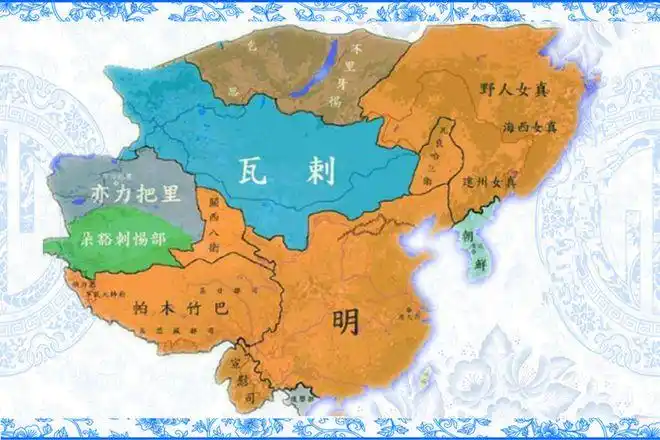 在努尔哈赤建立"后金"的过程中,是谁助了他一臂之力?