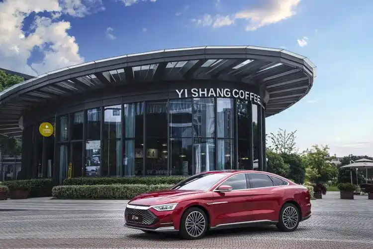 试驾比亚迪汉dm 稳定男的强力输出