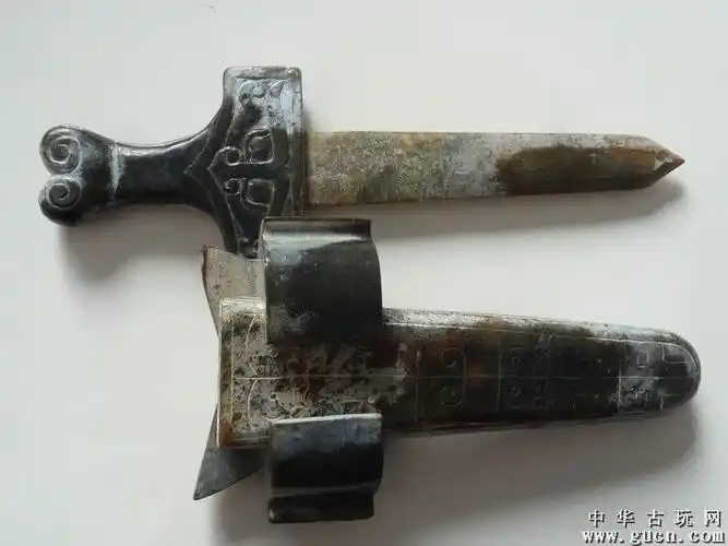 战国时期老玉鱼肠剑