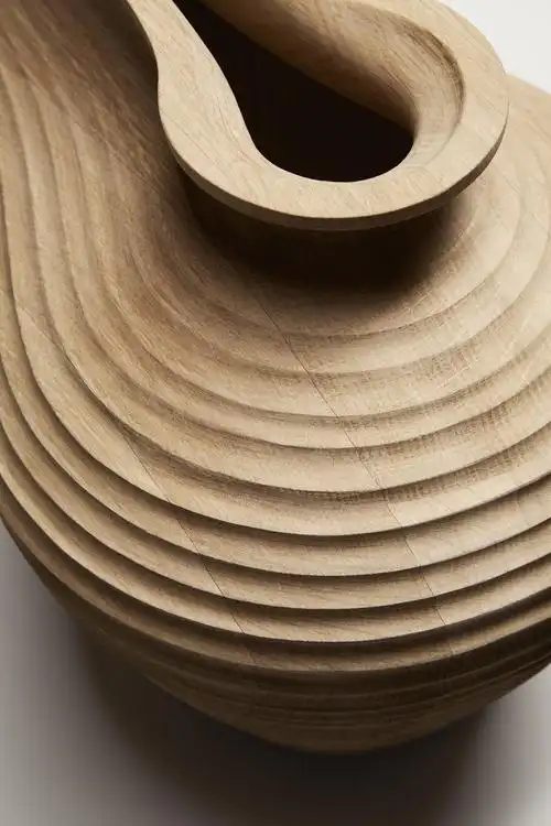 方圆结合的花瓶