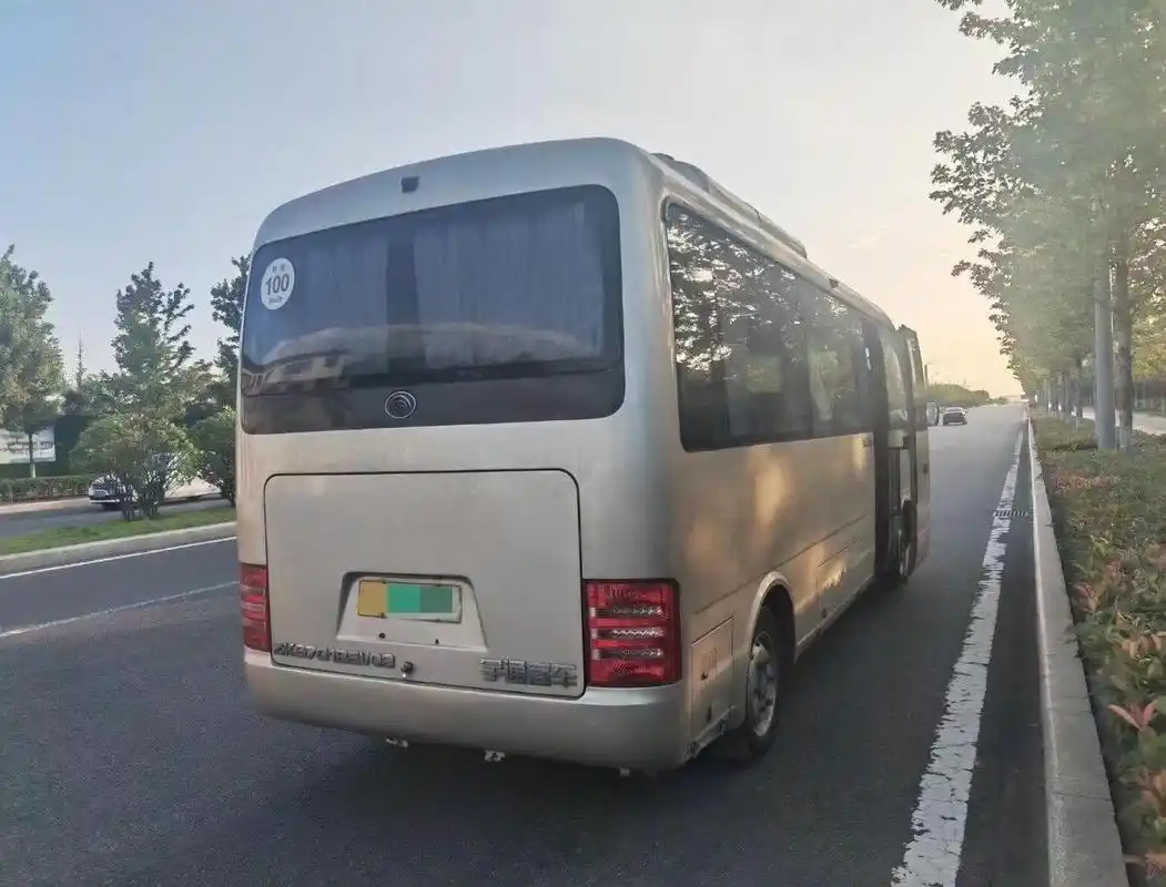 宇通新能源大巴客车.