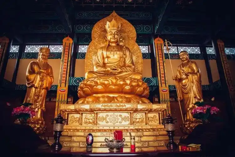 经期,怀孕不能进寺庙?给佛像拍照减寿?99%的人都不懂拜佛规矩!