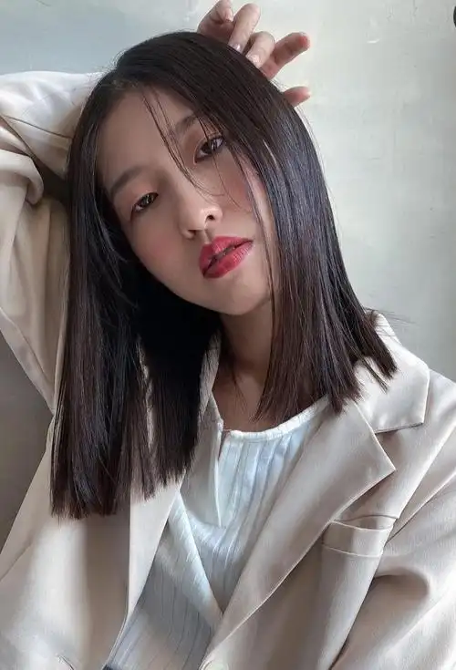 短发发型2021年最新款女图片 2023发型女最新减龄-佳迪双