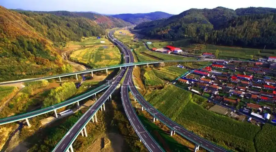 收费公路政策这些年② | 功不可没,中国走出了自己的建设发展道路 -