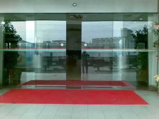 合肥办公室装修选购办公室自动玻璃门注意事项