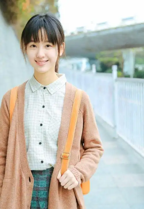 回顾内娱学霸:张凌赫理科牛,沈月全省第一,最后一位被奉为考神