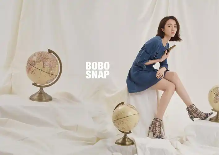 胡冰卿复古质感大片上线 文艺优雅有格调