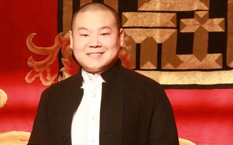 小岳岳岳云鹏搞笑欢乐图片桌面壁纸高清大图预览1920x1200_大陆明星