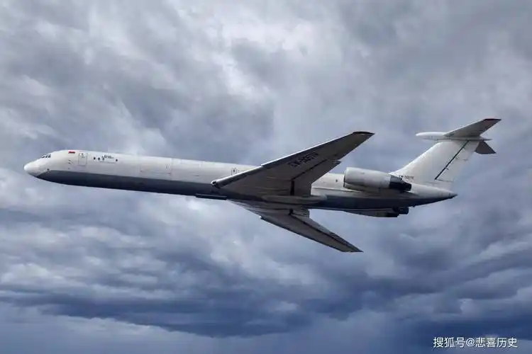 伊尔-62 喷气式客机_发动机_起落架_液压