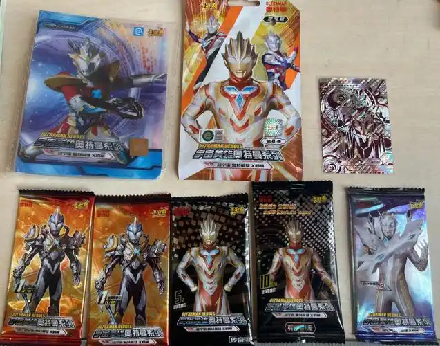 奥特曼卡片不懂就问