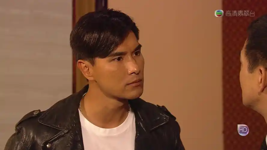巨轮陈展鹏经典片段54天生斥乔森阻上位