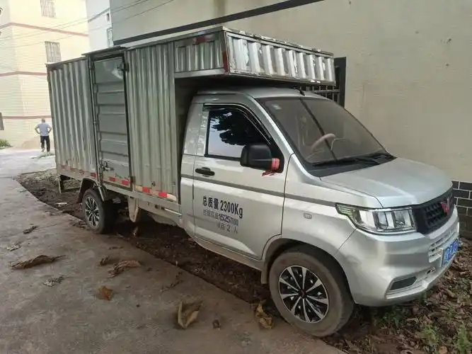 五菱新卡,厢式货车,1.5排量_五菱荣光新卡车友圈_懂车帝