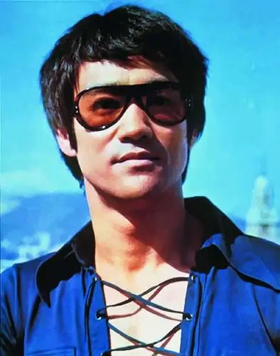 李小龙的死因真相到底是什么 图揭李小龙的死因三大疑点(3)