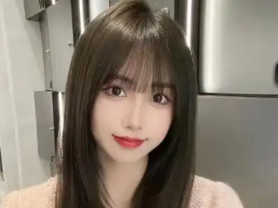 最新直发发型推荐 清纯甜美更动人_直发发型 - 美发站