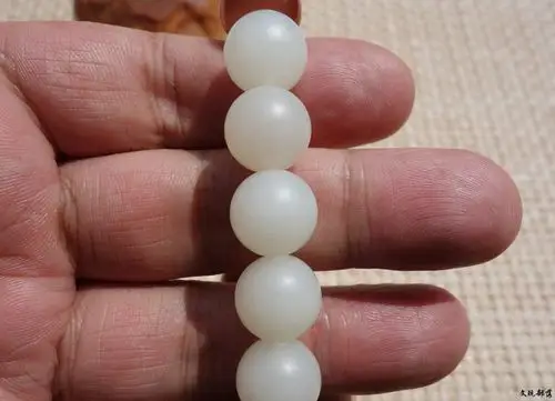 铭玉收藏---白玉圆珠手串780元 - 和田玉|翡翠|玉石珠宝交易 文玩部落