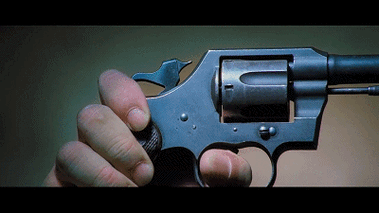 火云邪神再次示范肉掌接子弹,满手飙血还不忘炫耀.导演你给我出来!