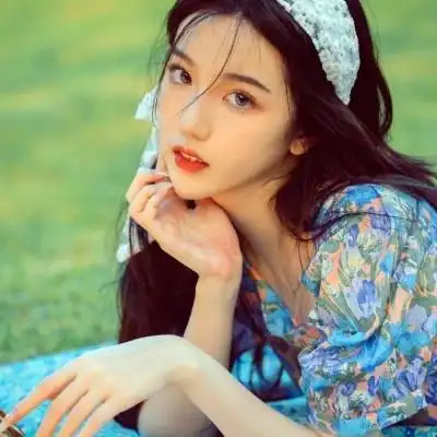 艺术气质头像女生唯美