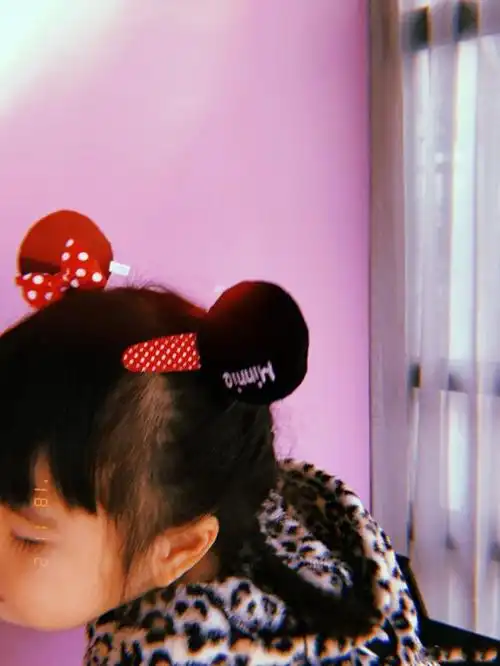 包文婧晒女儿包可艾表情包问立冬吃啥?网友:饺子这么可爱不能吃