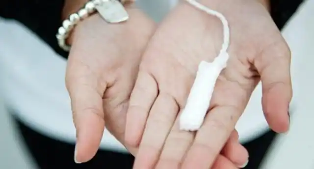 女人为什么下面异味重可能和这3点有关不妨自测一下