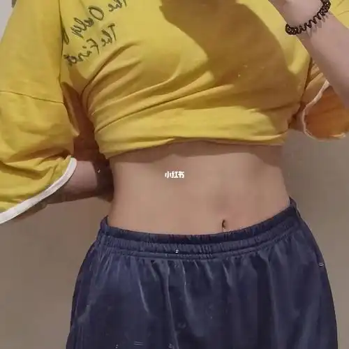 是不是快要有腹肌的样子了#腹肌  #肚子  #女生的肚子是个谜  #练出