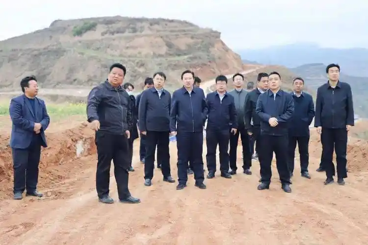 武山县融媒体中心4月14日讯 (记者 康正东 管秋勇 )4月14日,县委书记