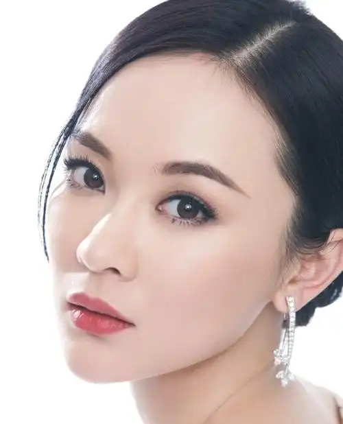 清秀美颜霍思燕