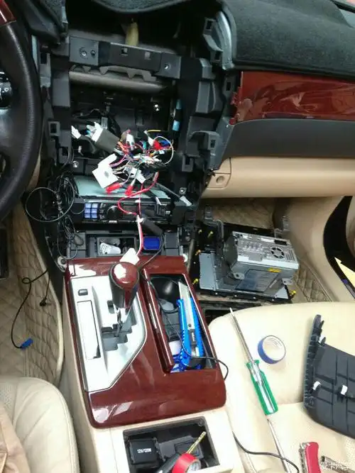 七代凯美瑞改方向盘控制cd机