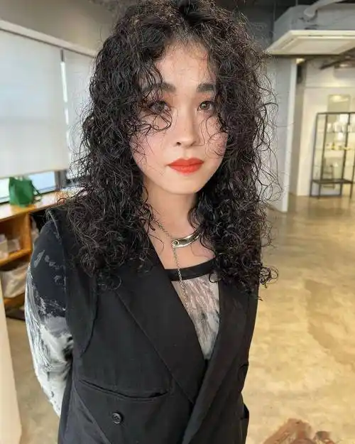 全头烫小卷,真洋气_发型_卷发_自然