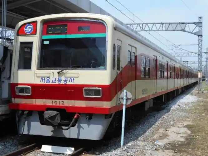 首尔地铁1号线