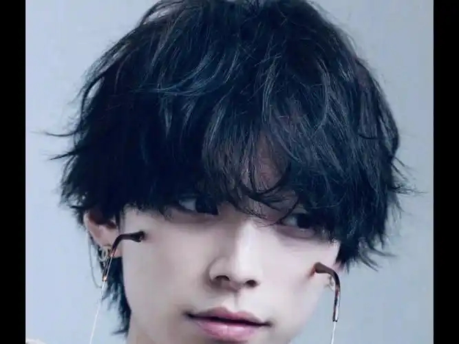 男生自然有型的发型