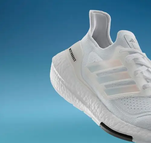 能量反馈,adidas ultraboost 21 正式登场 2021-01-14    by max