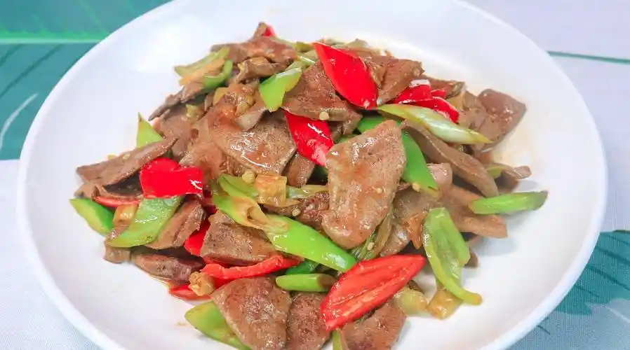 猪肝试试这样做,简单实用食材便宜,我家隔几天就要做上一次_腥味_时间