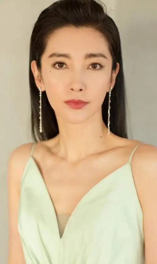 李冰冰美图,唯美动人,如同画中仙子!