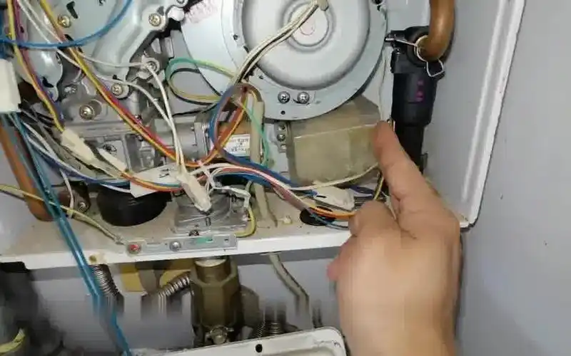 阿里斯顿壁挂炉报错—有801次,,风吹啊吹,吹醒了我,知道这个男搞.