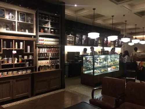 新零售的新思路:星巴克为了排队这件事,也真够拼了