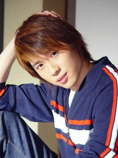 李智楠个人资料(17岁凭《十八岁的天空》走红,37岁不温不火,李智楠