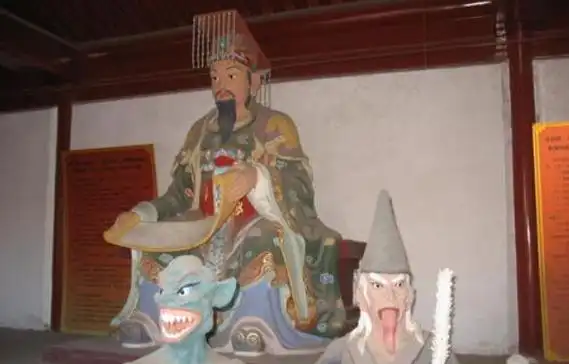 五官王是谁阴曹地府十殿阎王之一掌管第四殿