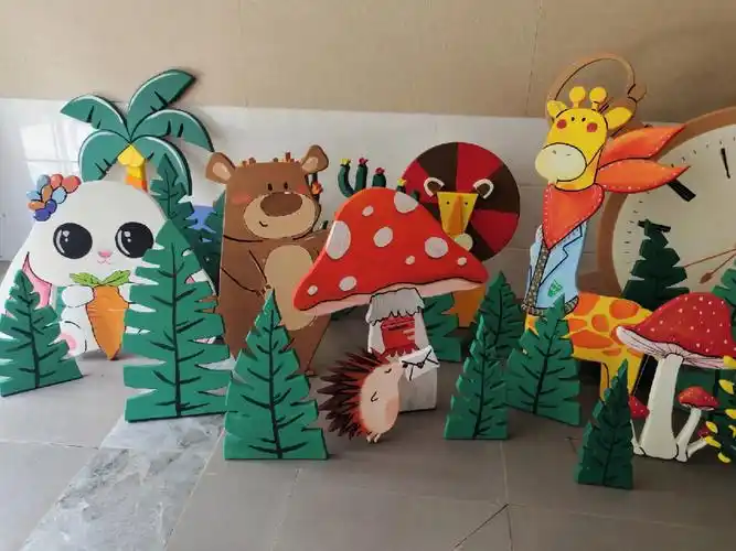 泡沫浮雕环创森林主题