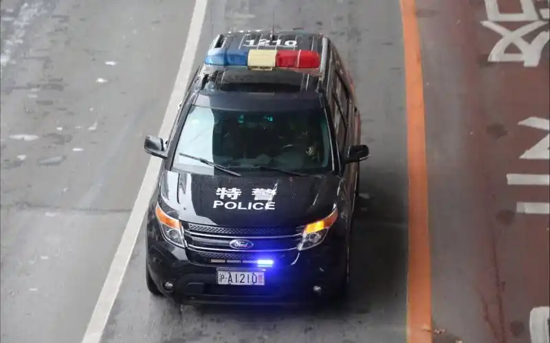 【上海特警】台风天仍在巡防的福特探险者