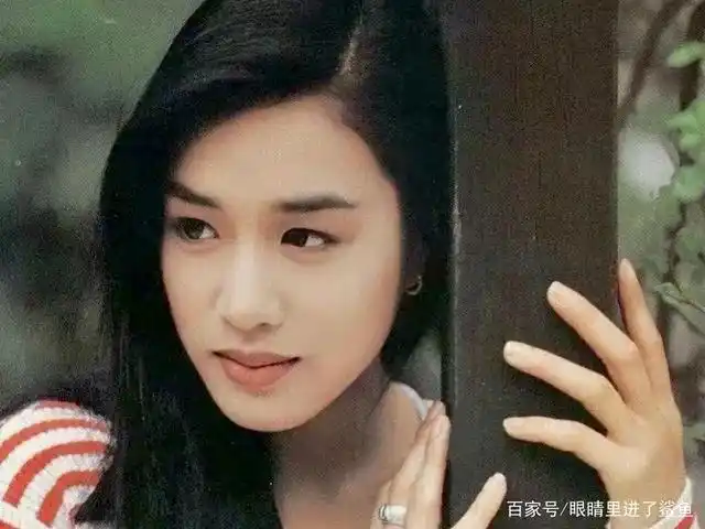 " 人间尤物"钟丽缇年轻时候的颜值有多绝?