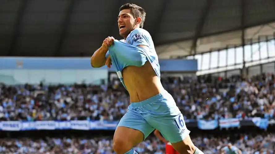 阿圭罗为曼城攻入260球(传奇球星阿圭罗的11大辉煌时刻,9320奇迹成为