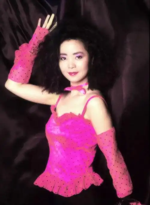 1984年12月日本阁楼写真看图邓丽君吧百度贴吧