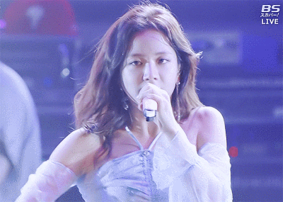 金智秀动图舞台